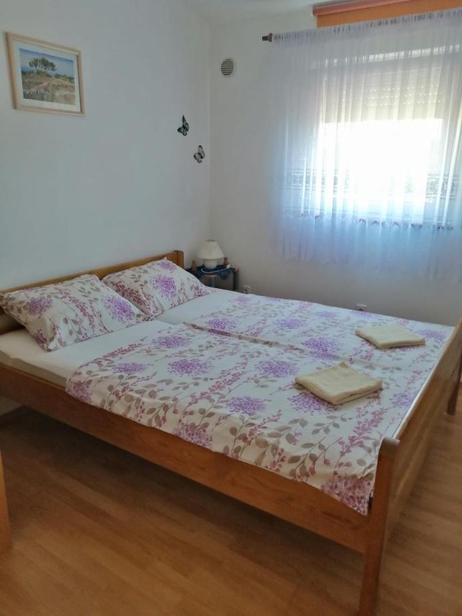 Apartmani Trupeljak Мандре Екстериор снимка