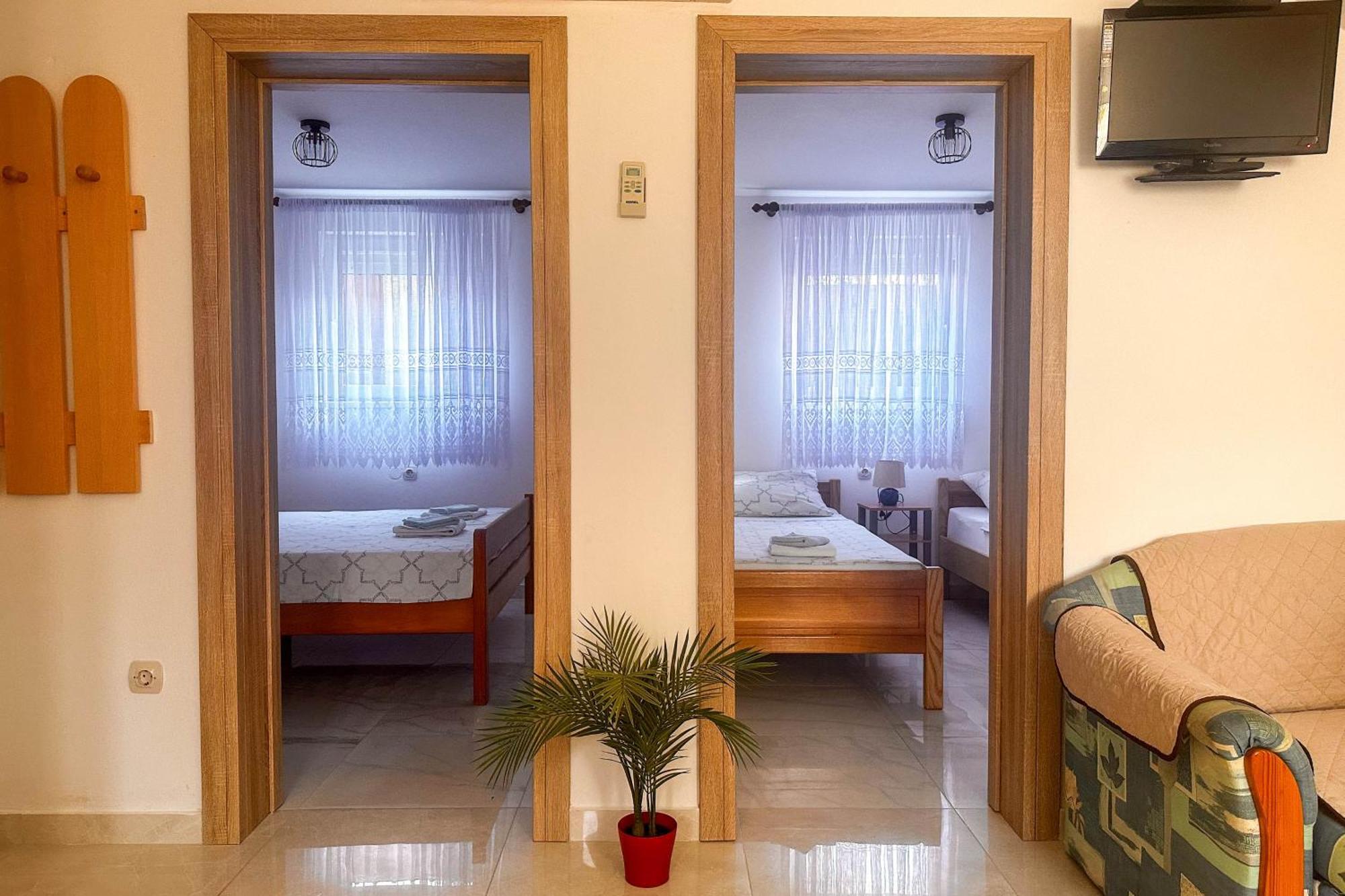 Apartmani Trupeljak Мандре Стая снимка